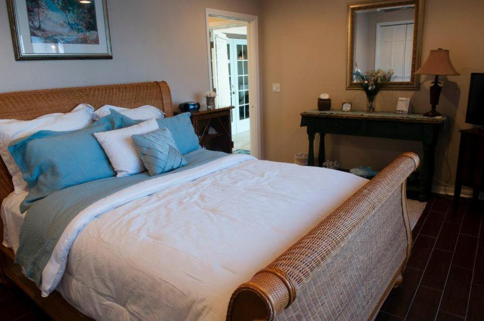 Hotel Pasa Tiempo (Adults Only) St. Pete Beach Zewnętrze zdjęcie